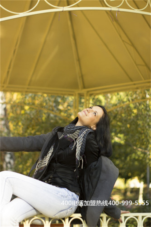 (400電話要收多少費)(裝400電話多少錢？)