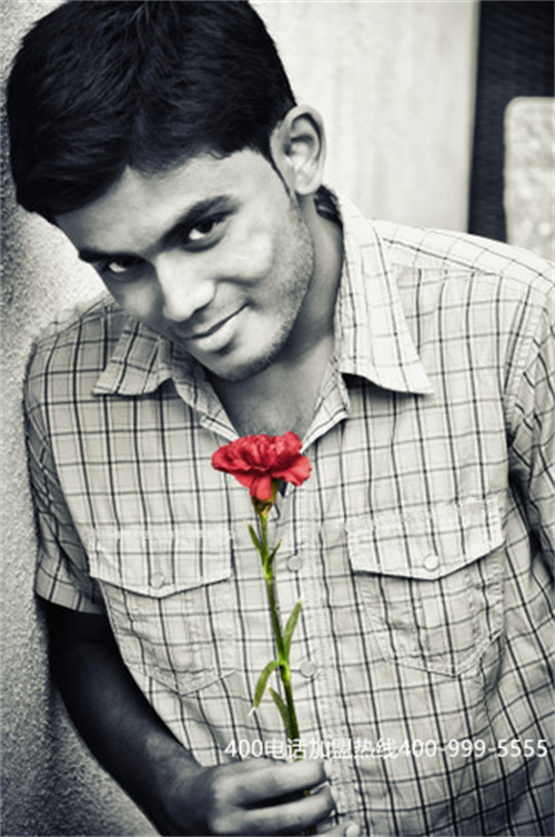 (400電話辦理)(選擇400電話，就認(rèn)準(zhǔn)運(yùn)行時(shí)間較久的服務(wù)商)