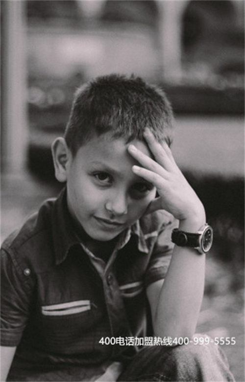 (安裝400電話需要多少錢)(打400電話有費(fèi)用嗎)